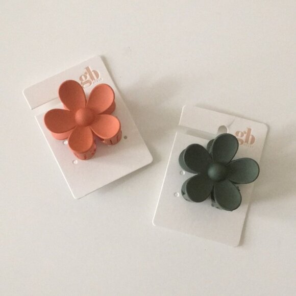 GB Gianni Bini Flower Hair Clips - Picture 6 of 14